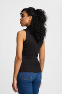 Miss Ravish Weste in Black