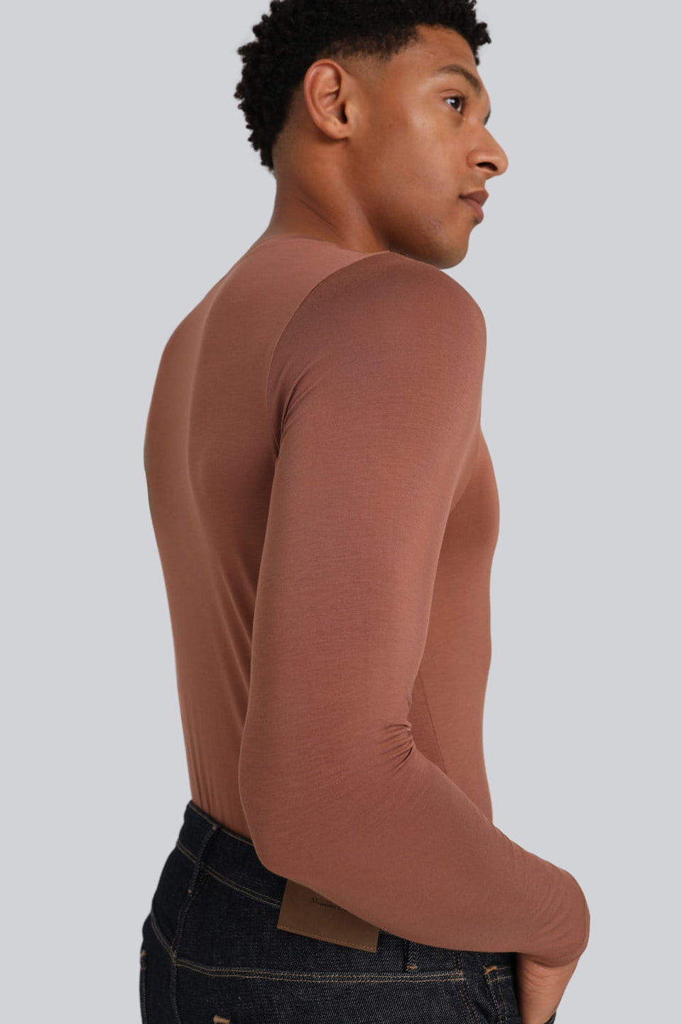 Longsleeve Mr Invisible C-neck Chocolate