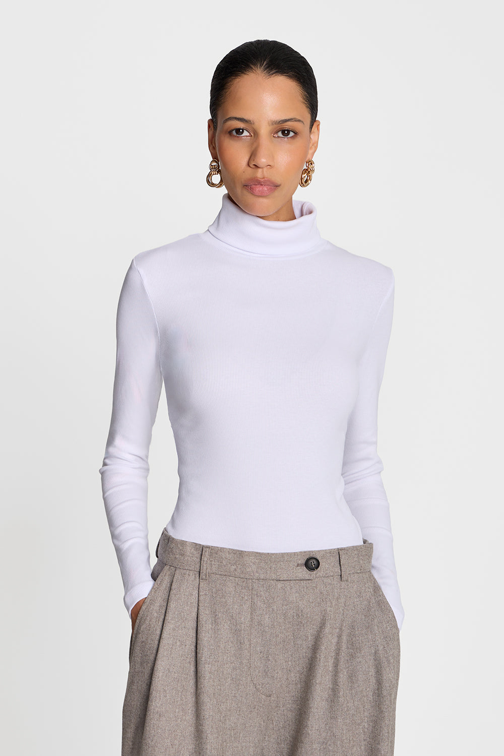 Golf Miss Daily White