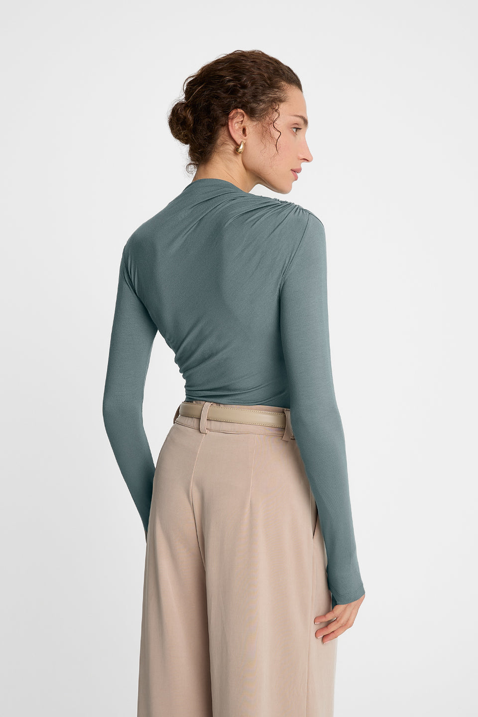 Longsleeve Miss Sculptural Olive