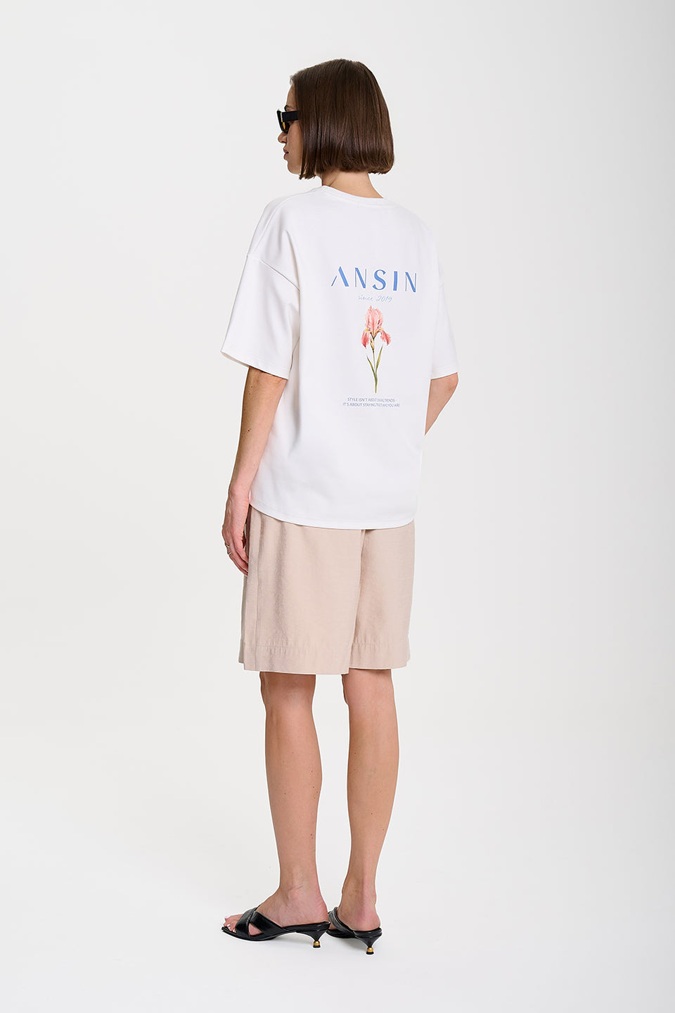 T-shirt Miss Iris Off White 02